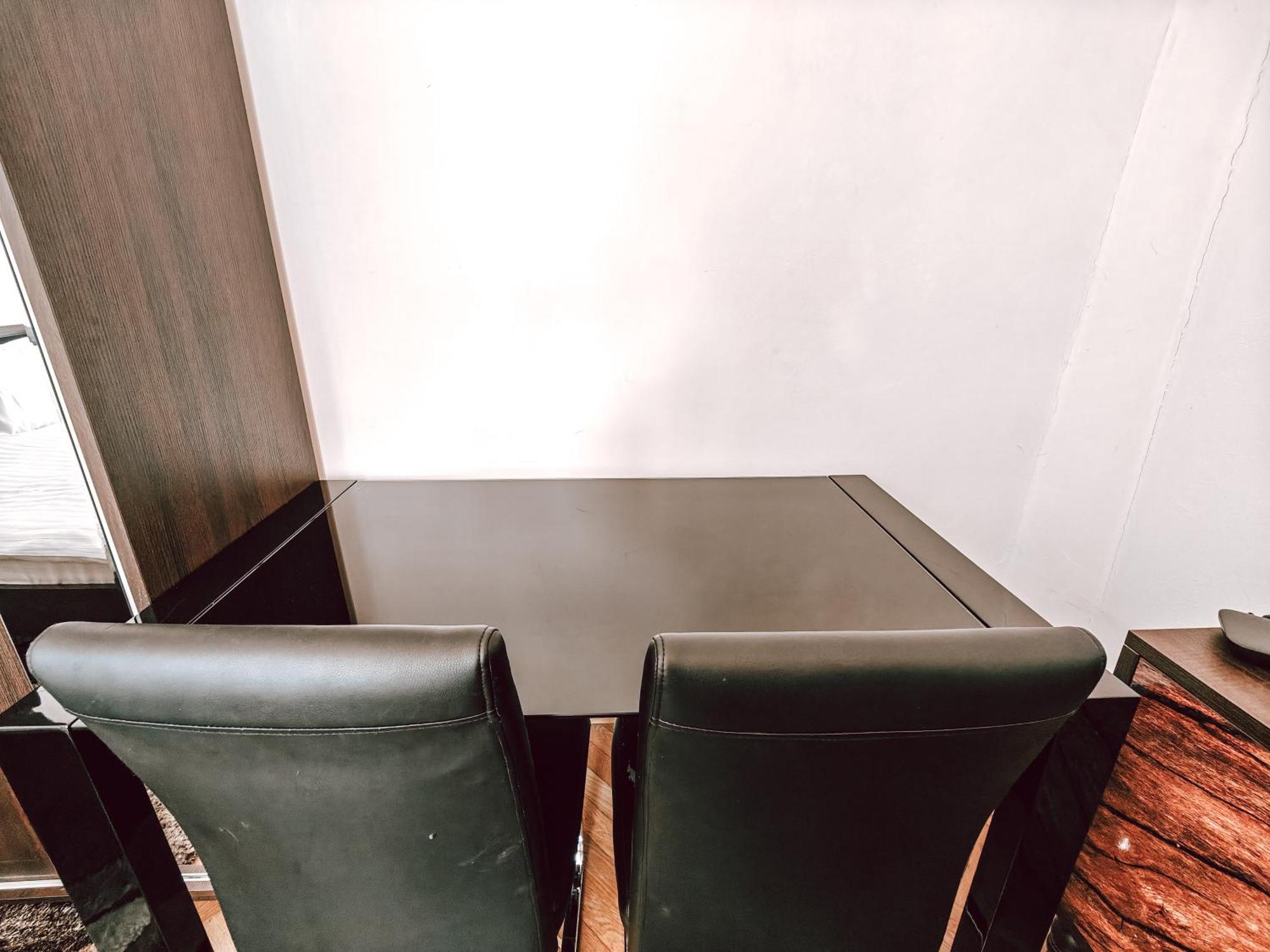 Berindei Studio - City Center - Private Parking Cluj-Napoca Exteriör bild